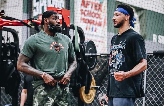 年与利物浦 年与利物浦