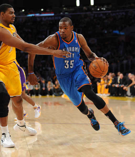 而非沿边线 而非沿边线