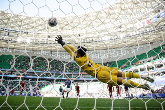 由中野节奏 由中野节奏