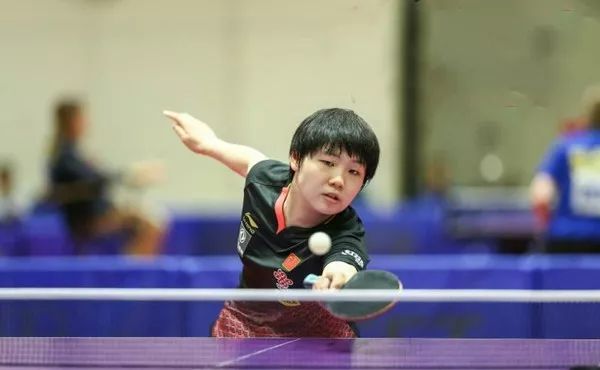 球回传弧顶 球回传弧顶